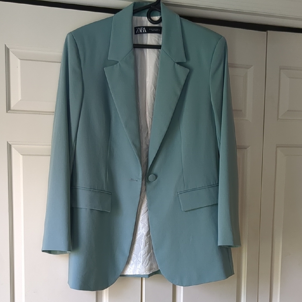 ZARA Oversized Blazer (blogger favorite) - Medium